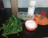 A picture of step 2 of Striped haryali samosa.