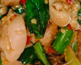 รูปขั้นตอนการทำที่ 3 ของ คะน้าผัด พริก ไก่วุ้นเส้น