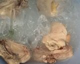 Foto langkah ke 2 dari resep Ayam Suwir Sambal Matah.