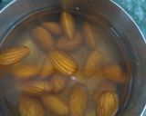 खसखस और बादाम का हलवा (Khaskhas aur badam ka halwa recipe in Hindi) रेसिपी चरण 1 फोटो