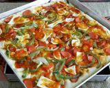 Foto langkah ke 6 dari resep Pizza Yummm..🍕🍕☕.