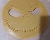 Foto del passaggio 4 della ricetta Crostata alla Nutella Jack Skelington
