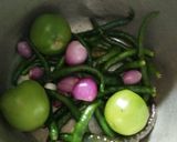 Foto langkah ke 1 dari resep Sambal Hijau Teri ala Padang.