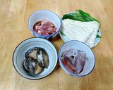 特製聖誕夜超營養海陸三鮮淋關廟麵的食譜步驟1照片