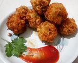 A picture of step 6 of Indian style Maggi balls.