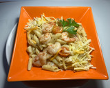 Foto del paso 6 de la receta: Macarrones con gambones al ajillo y cherrys