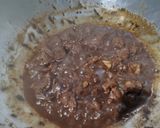 Foto langkah ke 3 dari resep Brokoli Sapi Lada Hitam.