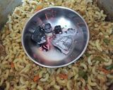 A picture of step 6 of Chicken Tikka Macaroni.