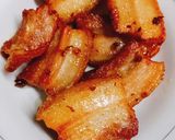 Hình bước làm 2 của món Thịt ba chỉ chiên nước mắm