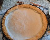 Foto del passaggio 3 della ricetta Crostata di fragole con crema pasticcera senza burro e senza panna con gelatina naturale