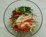 Hình bước làm 7 của món Kim Chi Dưa Chuột Ngâm Nước (오이물김치)
