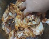 Foto langkah ke 4 dari resep Sayap Ayam Panggang Oven Bumbu BBQ.