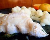 Foto del paso 3 de la receta: Gallo a la plancha y coliflor hervida