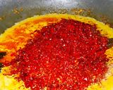 Foto langkah ke 5 dari resep Sambal Goreng Pete Ikan Tuna Tepung.