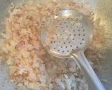 A picture of step 5 of Pav-Bhaji.