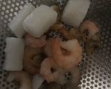 Foto del paso 1 de la receta Pasta de mariscos🦐 en una sartén🍳