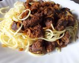 A picture of step 5 of Spaghetti with Liver.