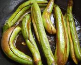 A picture of step 1 of Dry Masala Brinjal.