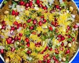 A picture of step 5 of Dabeli.