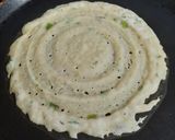 A picture of step 3 of Jowar rava dosa.