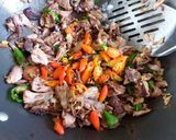 Foto langkah ke 3 dari resep Tuna suwir pedas.