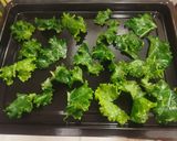 Foto langkah ke 4 dari resep Kale chipz.