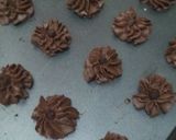 Foto langkah ke 3 dari resep Semprit Coklat.