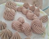 صورة لخطوة 5 من وصفة لي طرونش بالشوكولاته وكريمة الزبدة 🍫🍫🍫🍫