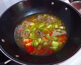 Foto langkah ke 6 dari resep Asem-Asem Iga Sapi dan Daging Seger.