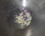 Foto langkah ke 2 dari resep Tumis Kembang Kol Buncis Ayam.