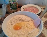 Foto del paso 3 de la receta: Bizcochos de mortadela y queso🧀