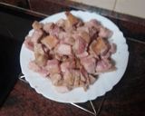 Foto del paso 3 de la receta: Guiso de garbanzos con secreto ibérico y espinacas
