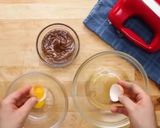 Foto langkah ke 1 dari resep Chocolate soufflé.