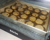Foto langkah ke 5 dari resep Cinnamon Chocochips Cookies.