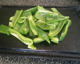 Foto del paso 6 de la receta: Sardinas a la plancheta con morrón verde