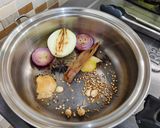 Foto langkah ke 2 dari resep Instant Chicken Pho.