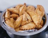सूजी ड्राई फ्रूट गुजिया (suji dry fruits gujiya recipe in Hindi) रेसिपी चरण 15 फोटो