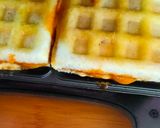 Foto langkah ke 4 dari resep Pizza Waffle.