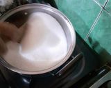 Foto langkah ke 1 dari resep Bolu Karamel atau Bolu Sarang Semut.