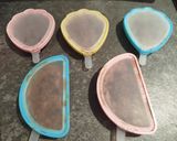 Foto del paso 13 de la receta: Helados Individuales de Queso de Untar y Chocolate que Puede Hacer Hasta un Niño