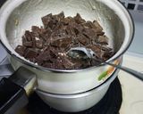 Foto langkah ke 2 dari resep Coklat cornflakes.