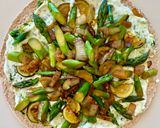 Une image de l'étape 4 de Wrappizza aux asperges vertes.