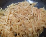 A picture of step 1 of Makhana & Apple Kheer (Diabetic Friendly) (Sugarfree).