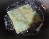 Foto langkah ke 3 dari resep Martabak telur isi bakso sapi.