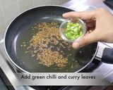 A picture of step 3 of Samak rice upma.