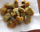 Foto del paso 10 de la receta: Brócoli capeado y relleno de queso en caldillo de jitomate