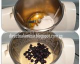 Foto del paso 2 de la receta: Bizcocho de queso y arándanos