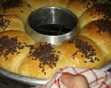 Foto langkah ke 8 dari resep Roti sobek isi tepung susu.