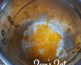 A picture of step 2 of 5 minutes Mango and Karpooravalli Banana Smoothie.