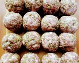 A picture of step 2 of Pasta with Meatballs (with Lentils).